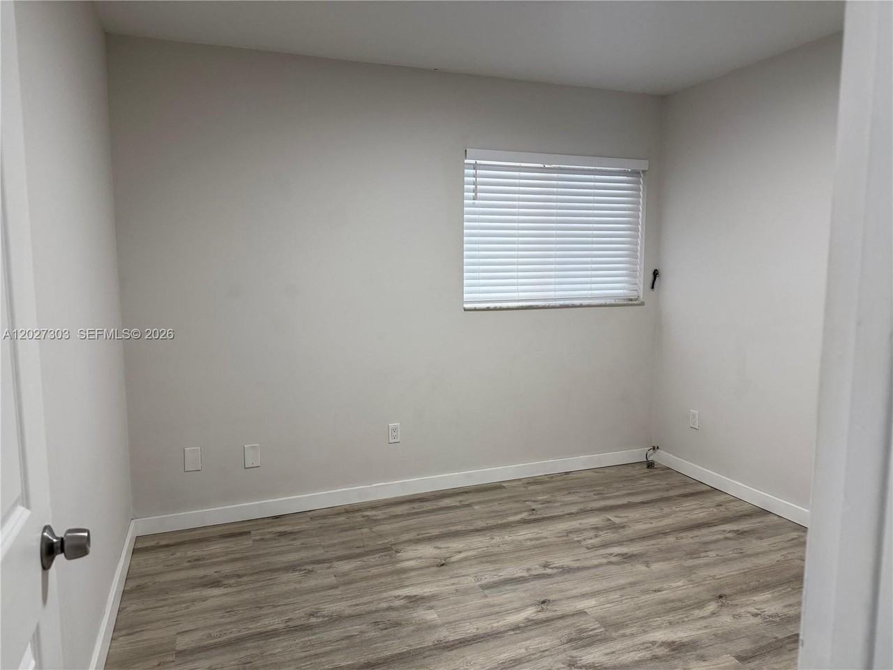 1580 Sw 2nd St #4 - Photo 5 of 8