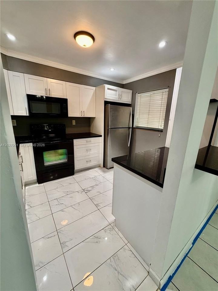 22334 Sw 103rd Ct #0 - Photo 4 of 22