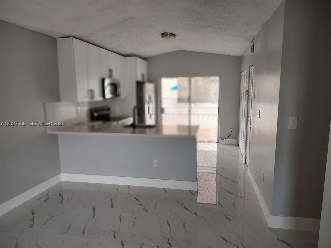 2250 W 74th Pl #8C - Photo 5 of 24