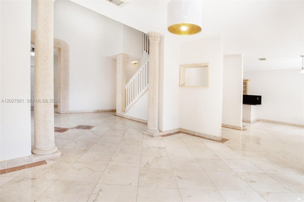 2657 Sw 145th Ave #1 - Photo 5 of 26