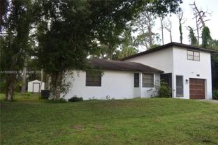17113 Russell Ave - Photo 1 of 1