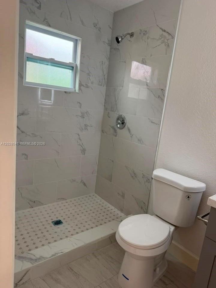 19321 Sw 196th St #1 - Photo 4 of 10