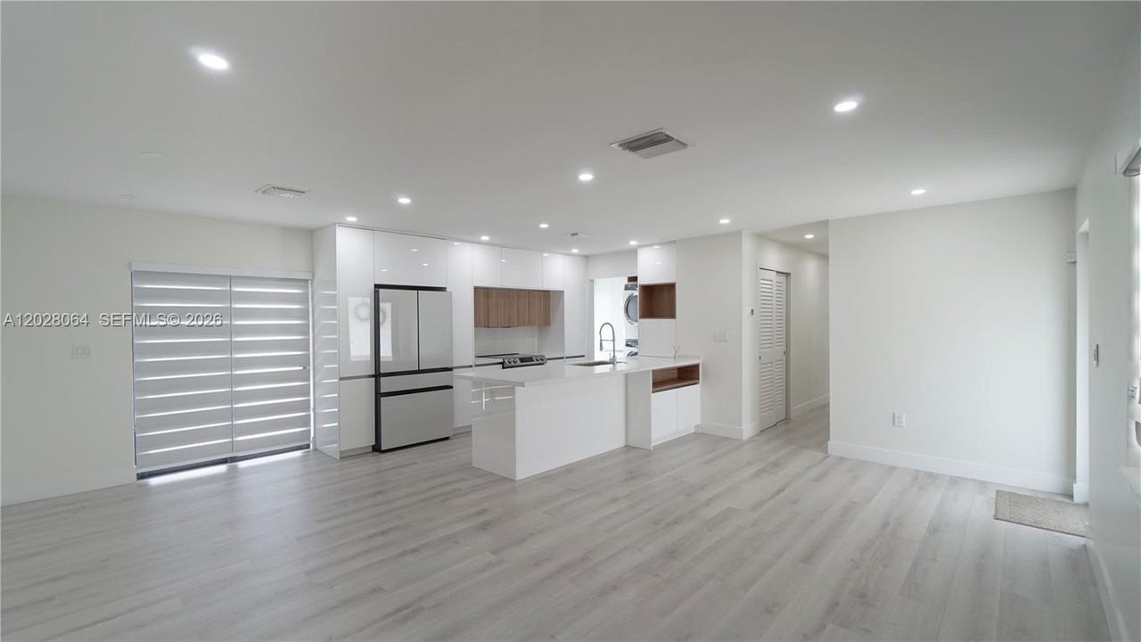 255 Grant Dr - Photo 6 of 31
