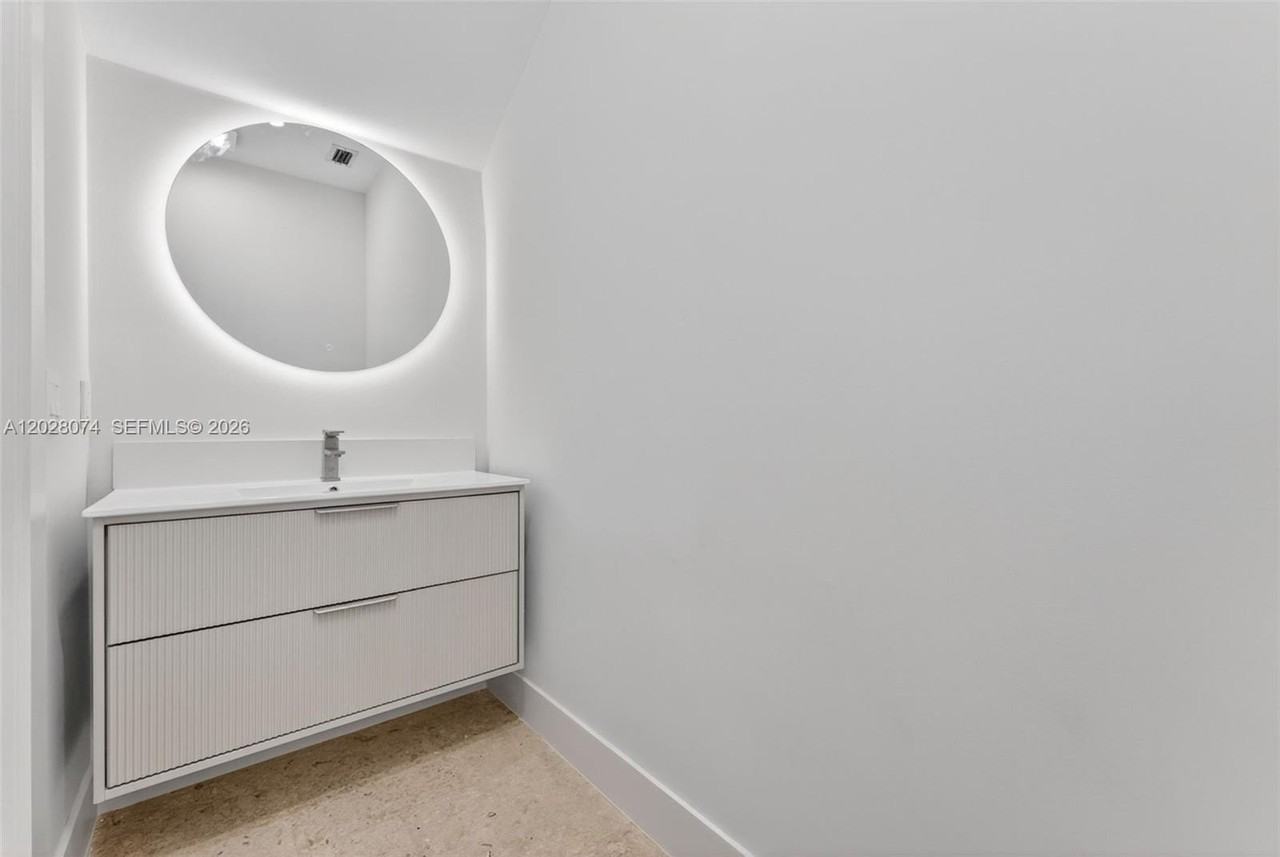 3062 New York St #3062 - Photo 5 of 28