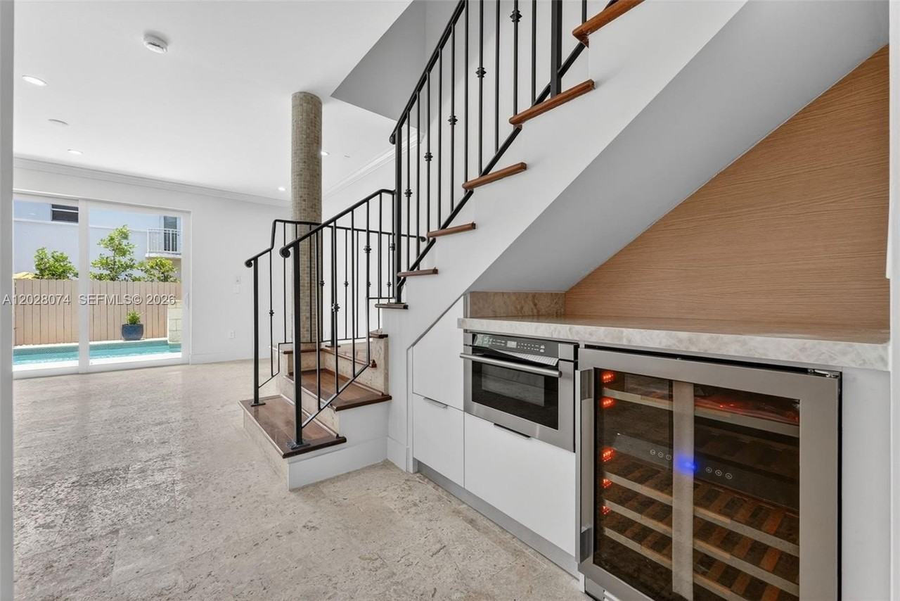 3062 New York St #3062 - Photo 6 of 28