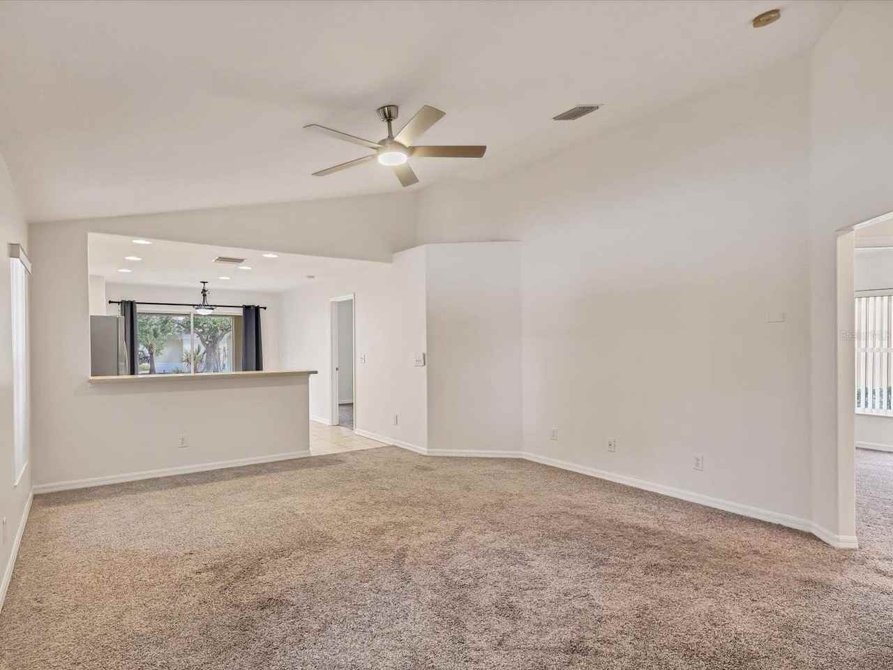 6258 Blue Runner Ct - Photo 5 of 23