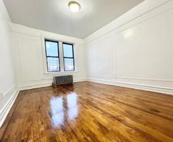 featured image of 465 E 167th St