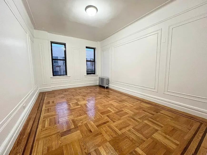 465 E 167th St - Photo 2 of 7