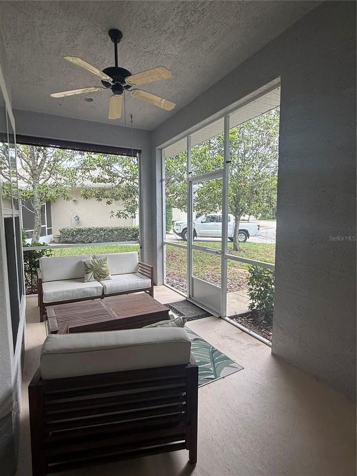 3132 Connemara Dr - Photo 5 of 19