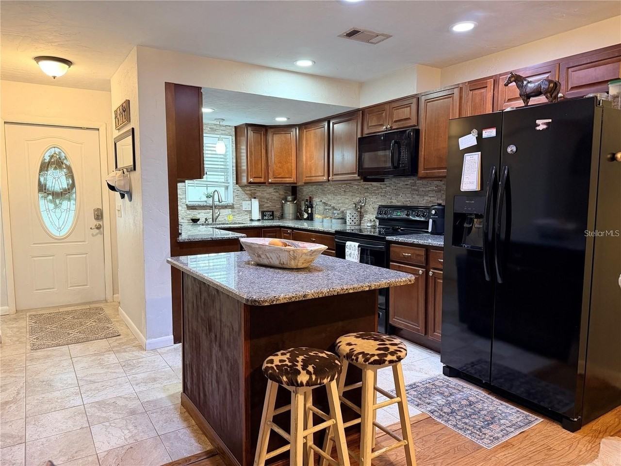 5418 Sw 4th Pl - Photo 3 of 9