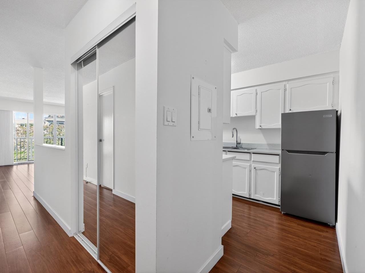 170 4th St W - Photo 4 of 12