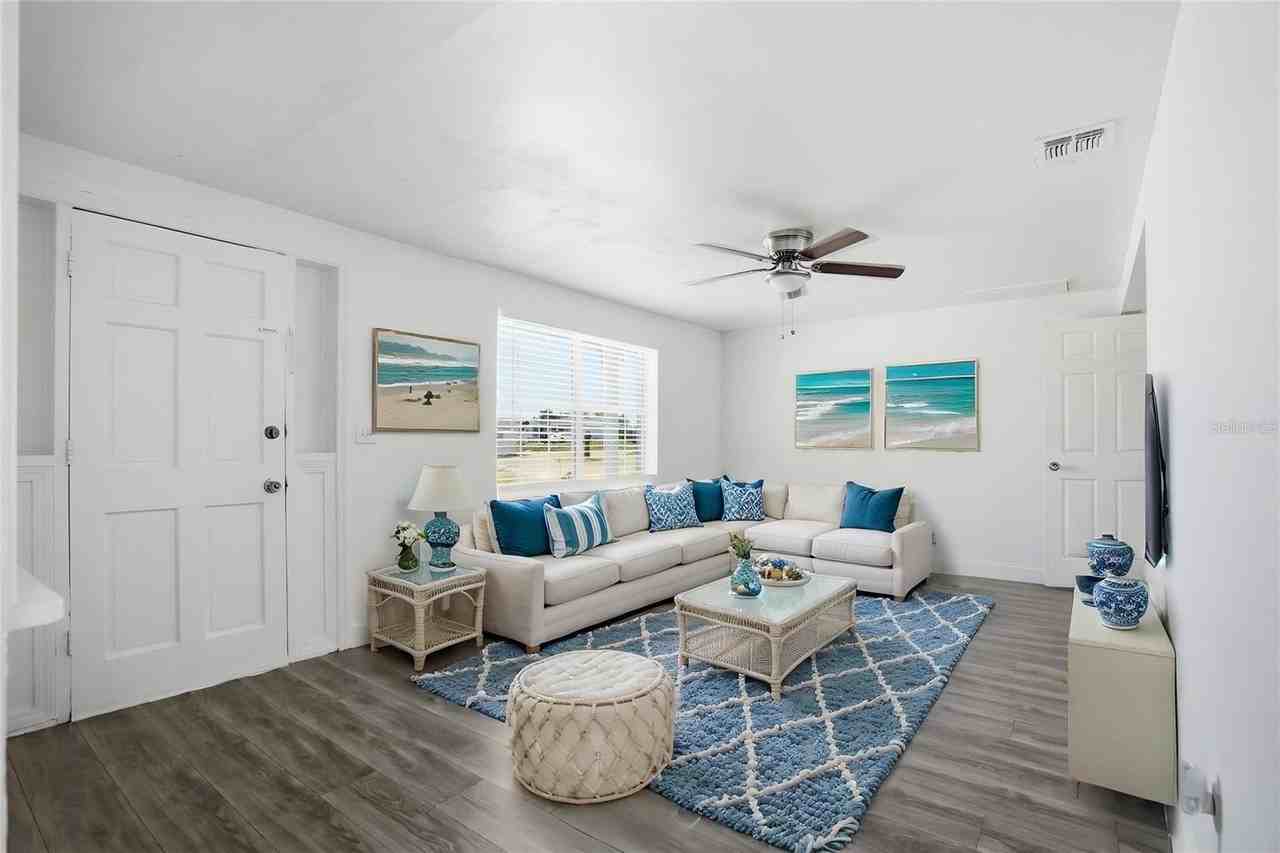 3301 Rosefield Dr - Photo 5 of 49
