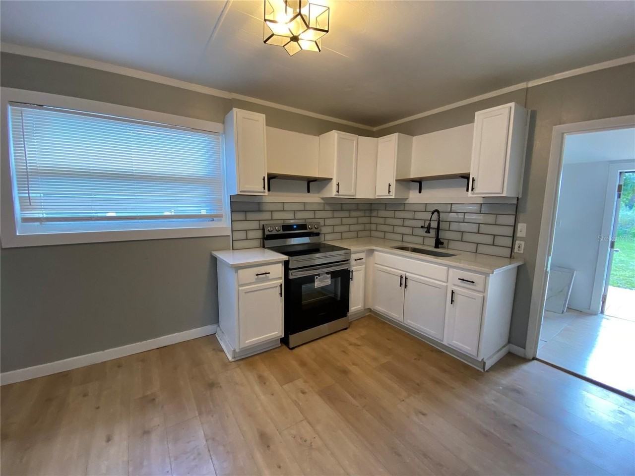 1847 19th St S - Photo 7 of 28