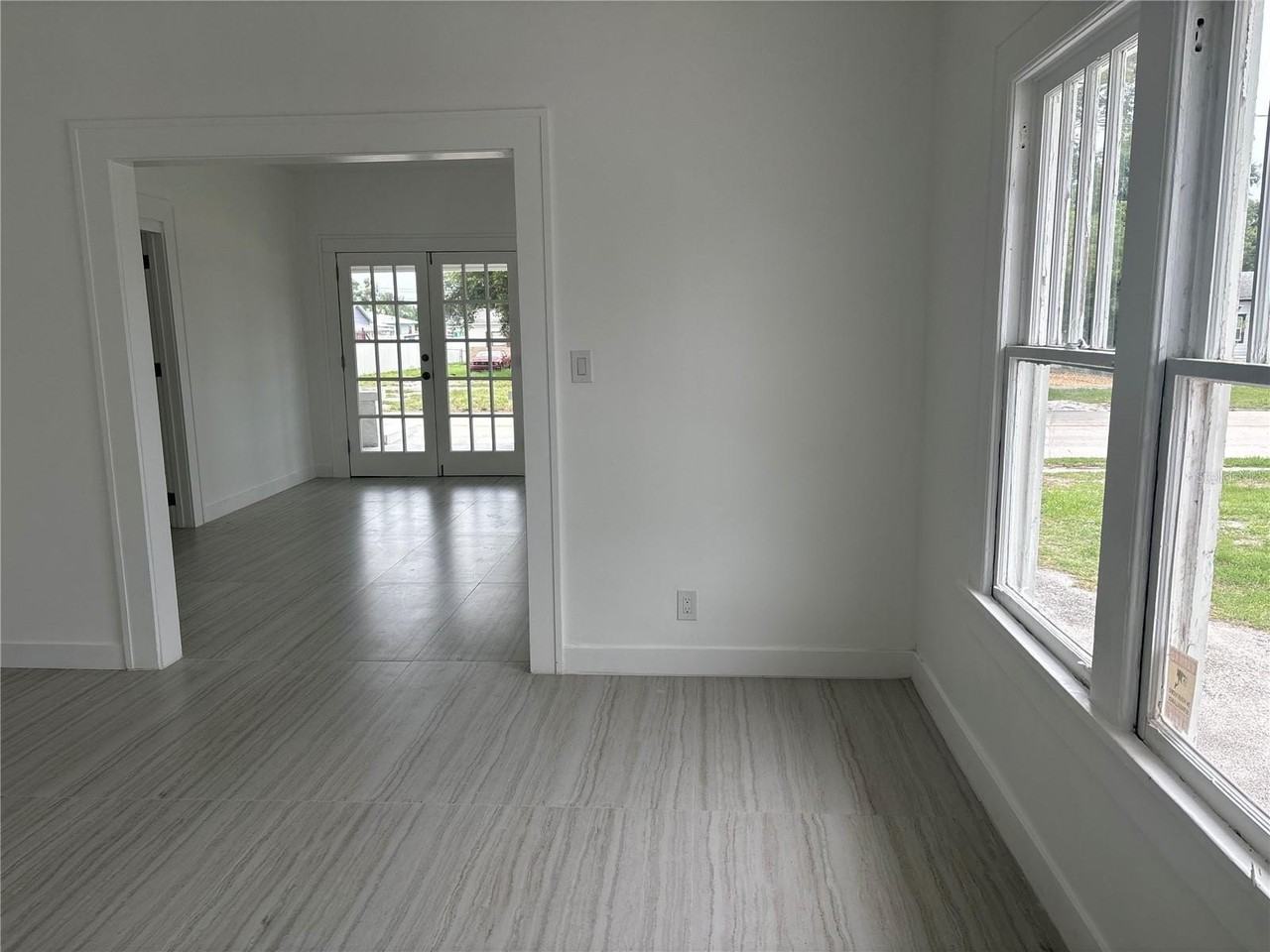 4519 5th Ave S - Photo 6 of 30