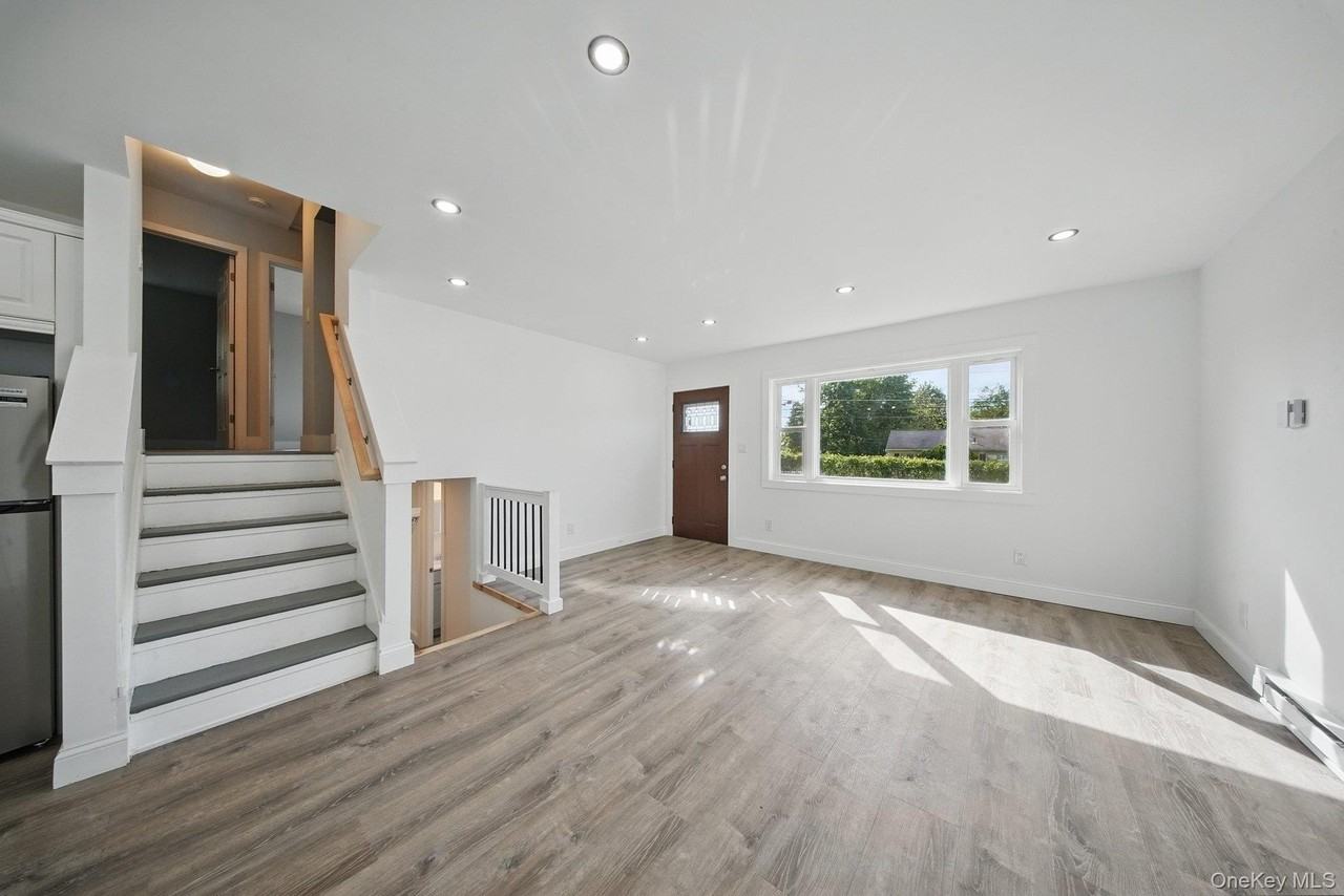 341 Highland Ave Ext - Photo 4 of 23