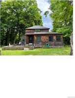 featured image of 186 Taylor Rd