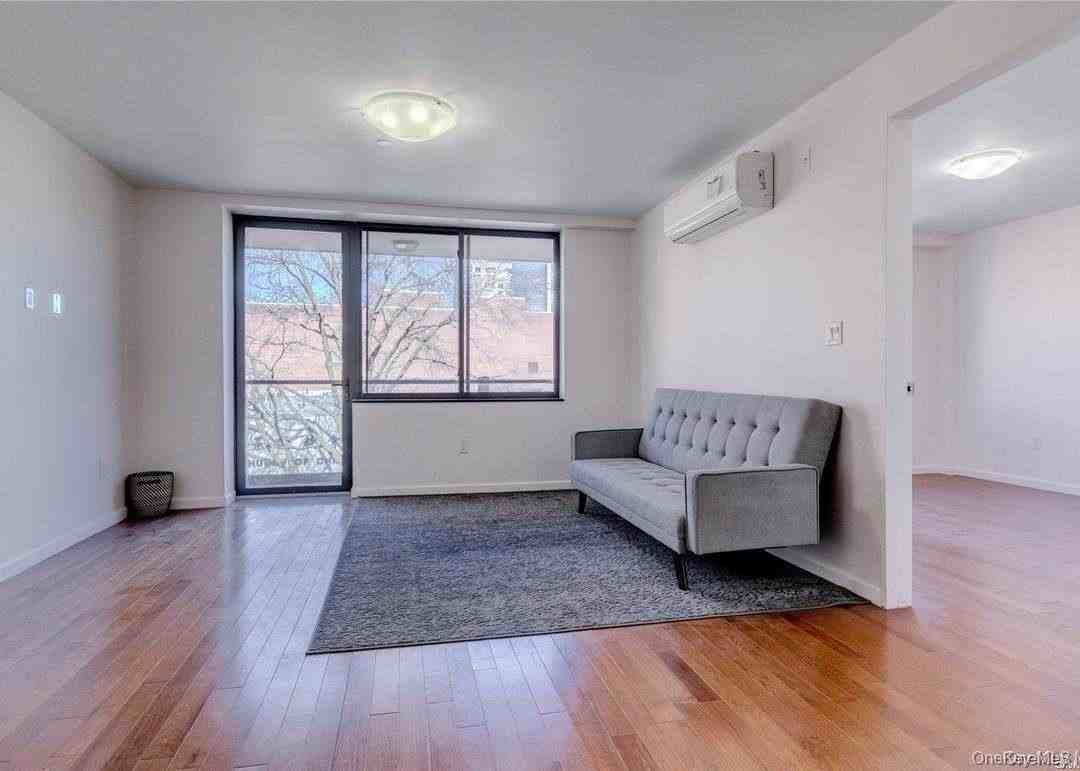 13646 41st Ave #2A - Photo 2 of 14