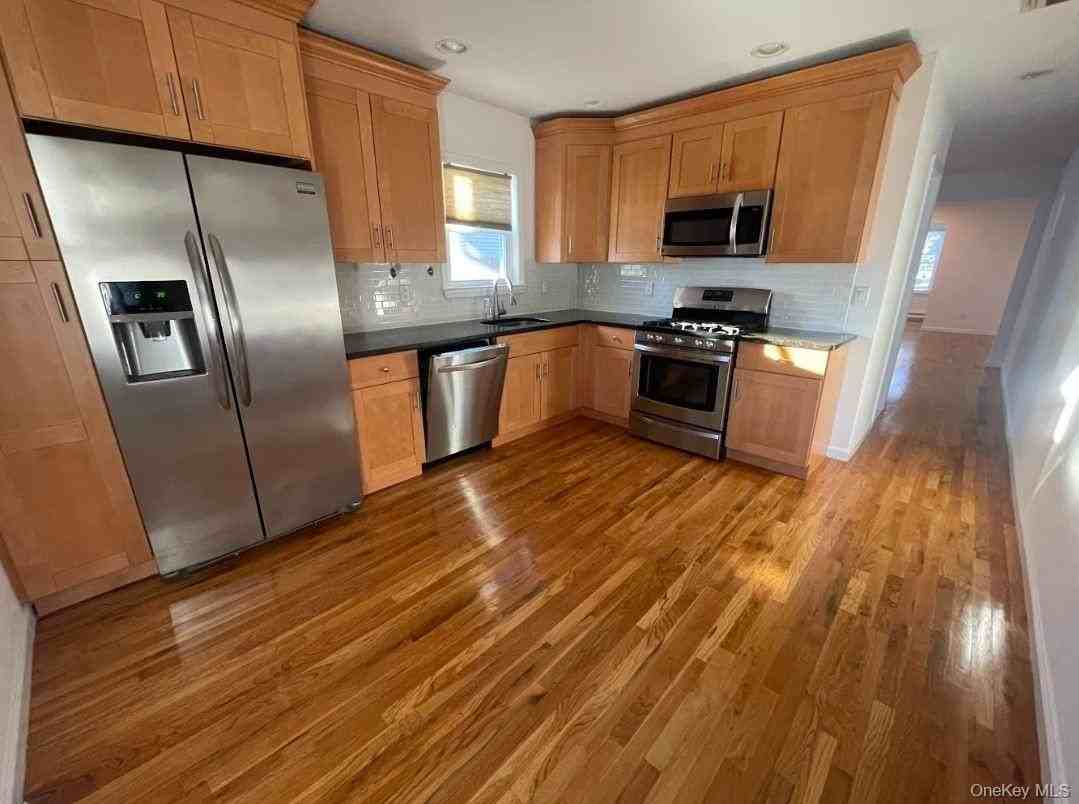 52 Hillside Ave - Photo 2 of 8