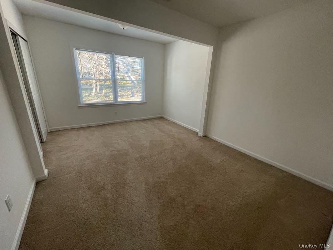 52 Hillside Ave - Photo 5 of 8