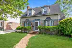 featured image of 26 Latimer Ct