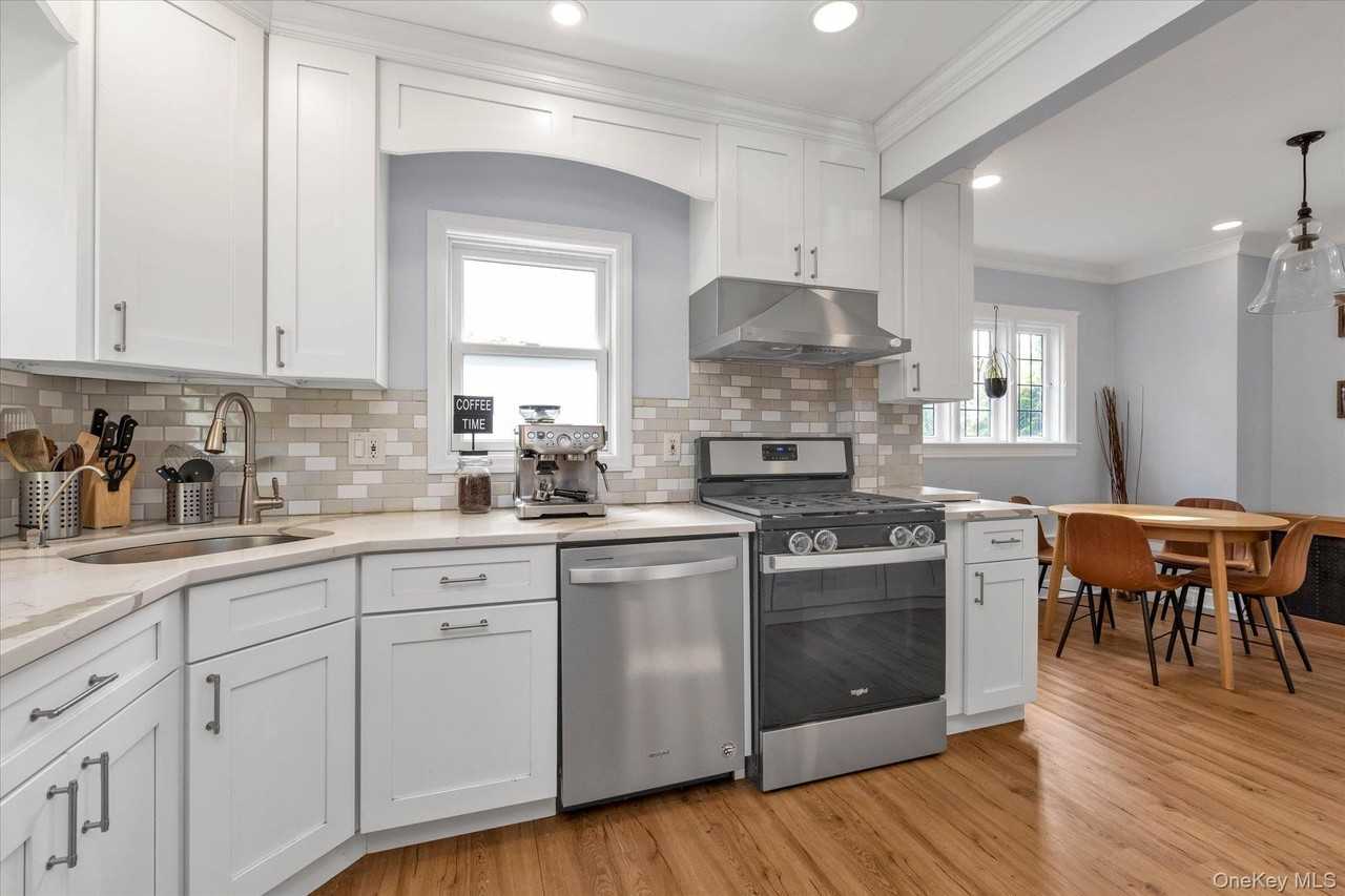 26 Latimer Ct - Photo 7 of 20