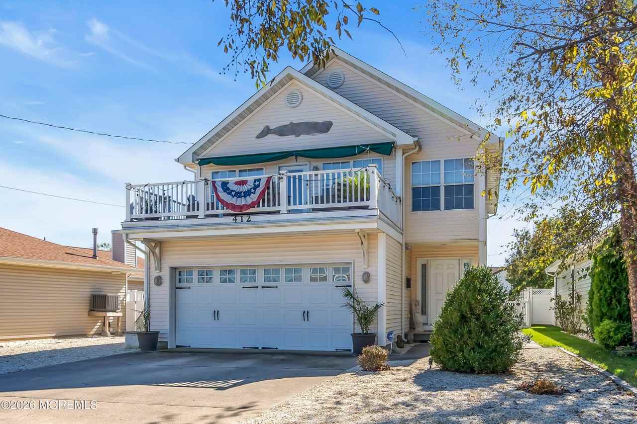 412 Broadway - Photo 2 of 44