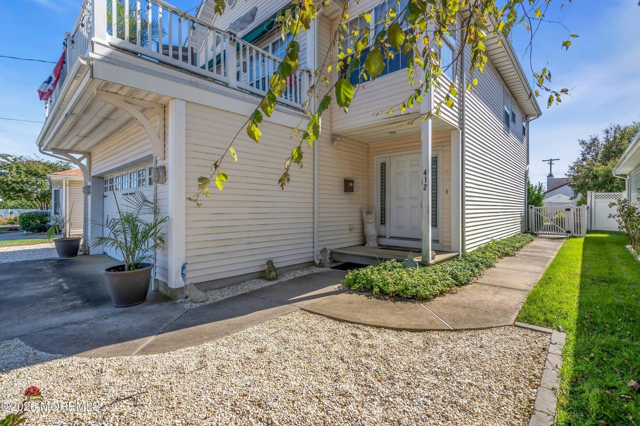 412 Broadway - Photo 5 of 44