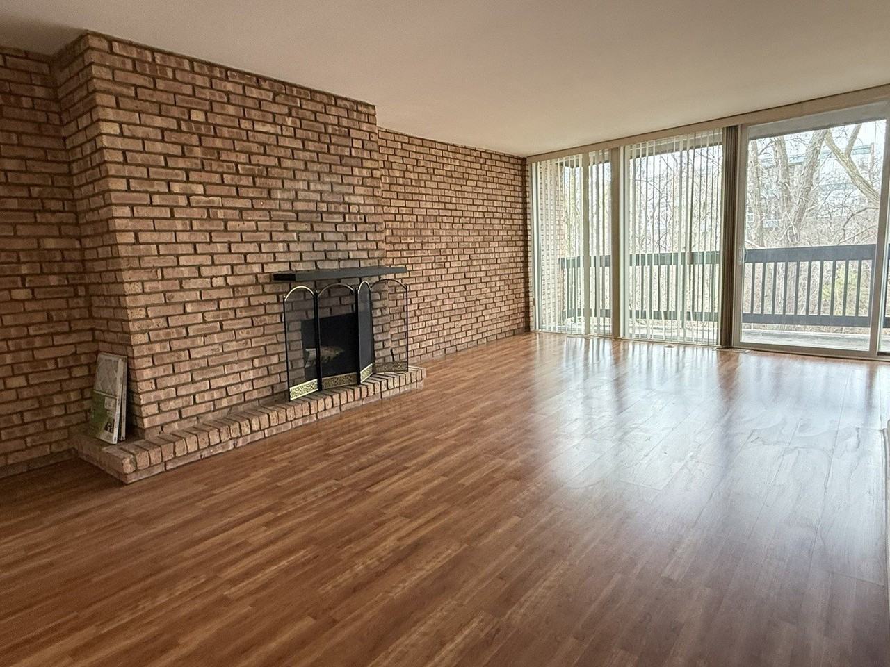 5500 Hillcrest Ln #3C - Photo 2 of 9