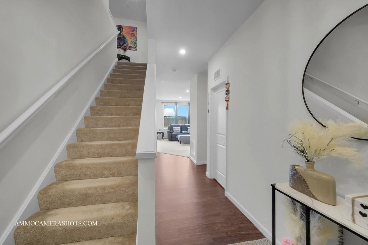 1398 Kessler Dr - Photo 2 of 37