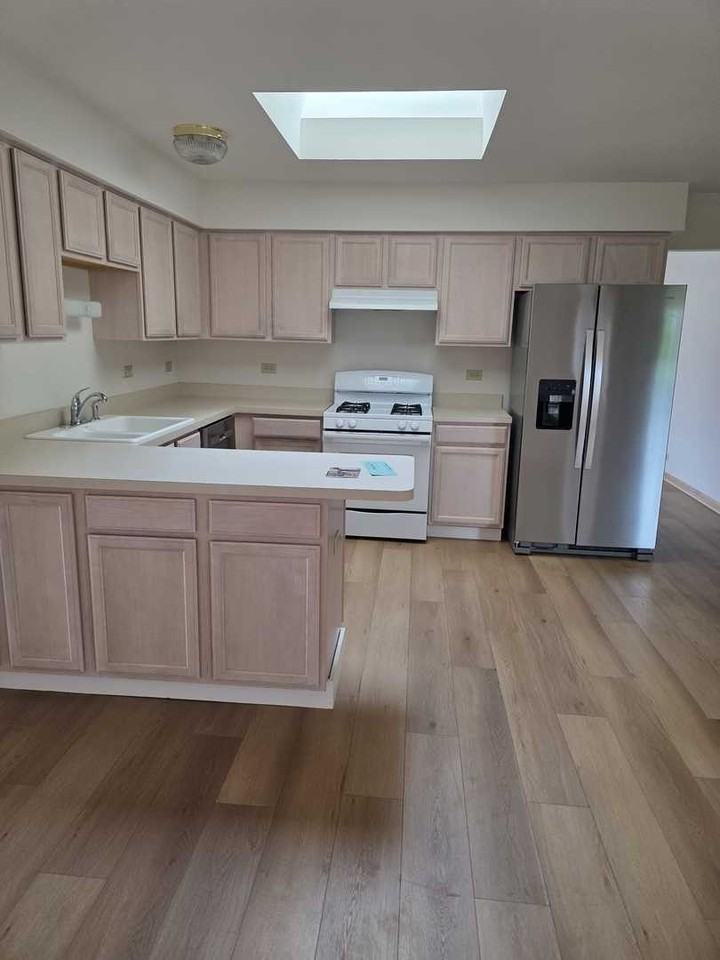 9147 Boardwalk Ter - Photo 2 of 13