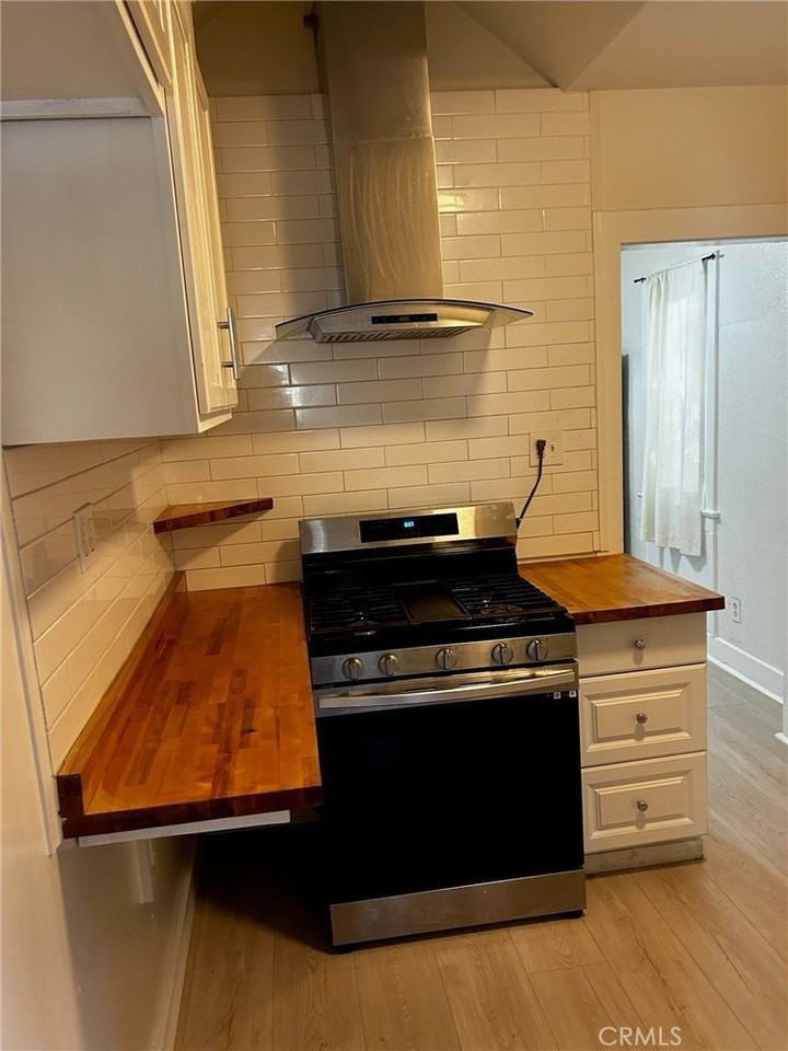 3307 Spruce St - Photo 7 of 12