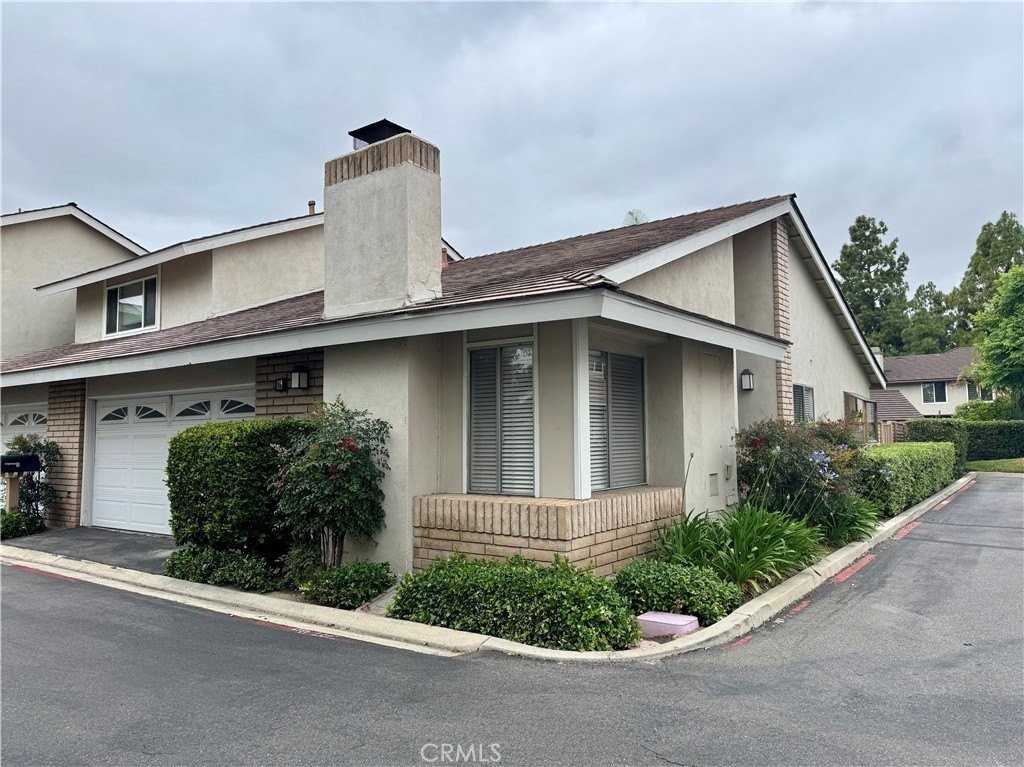 16 Brookmont #85