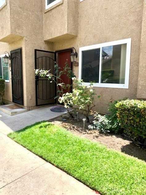 500 N Tustin Ave #111 - Photo 2 of 24