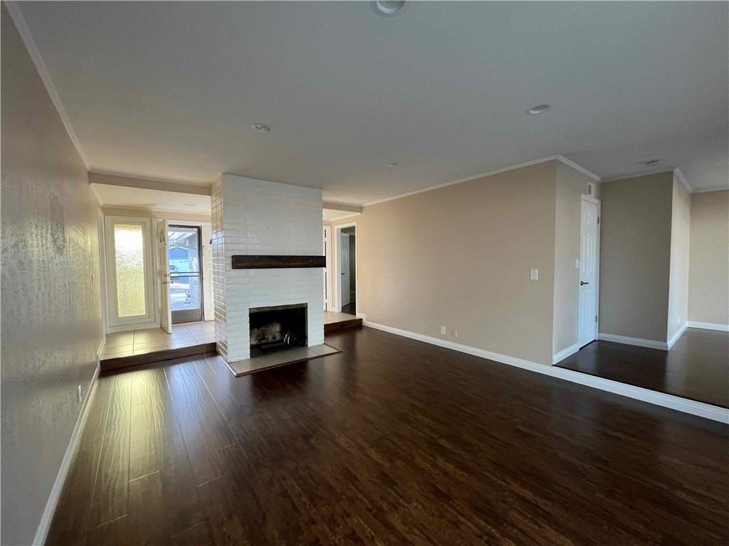 9424 Ethel St - Photo 7 of 31