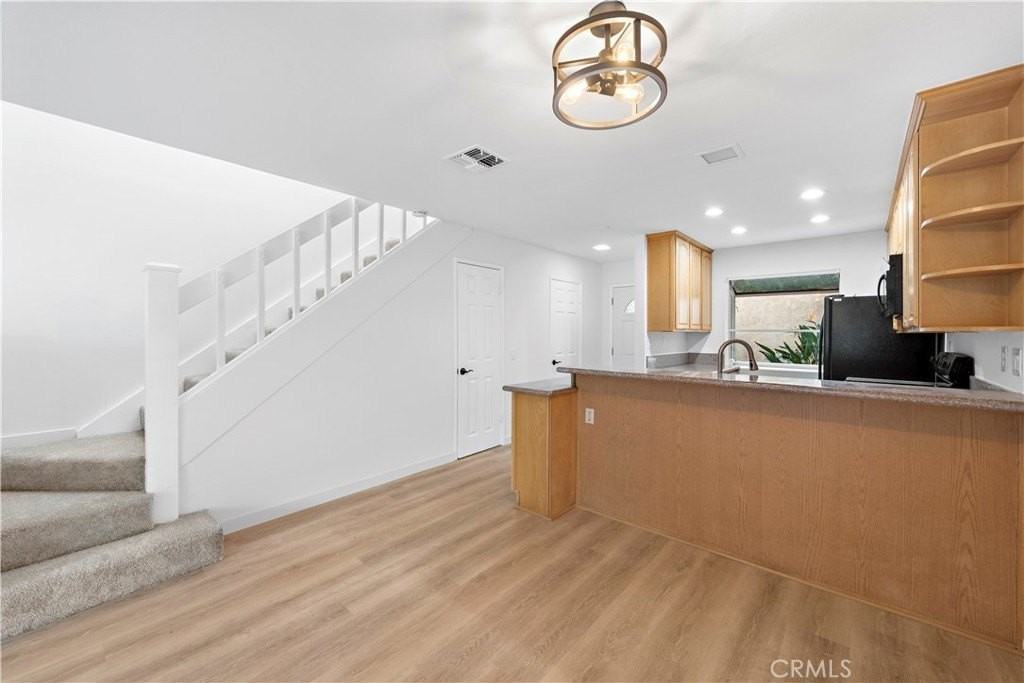 40 Lakepines - Photo 7 of 18