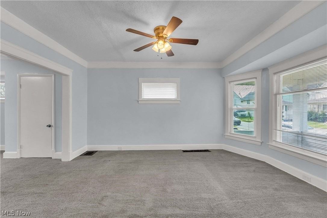 9903 Nicholas Ave - Photo 4 of 25
