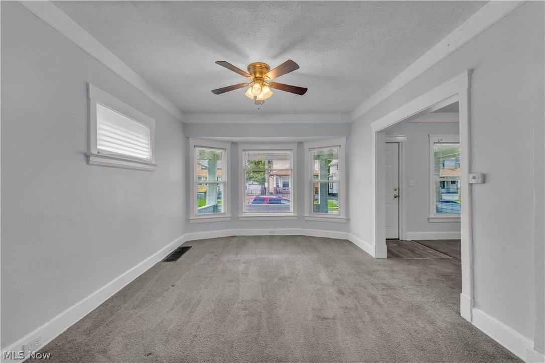 9903 Nicholas Ave - Photo 6 of 25