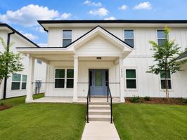 featured image of 1533 Payne St #0