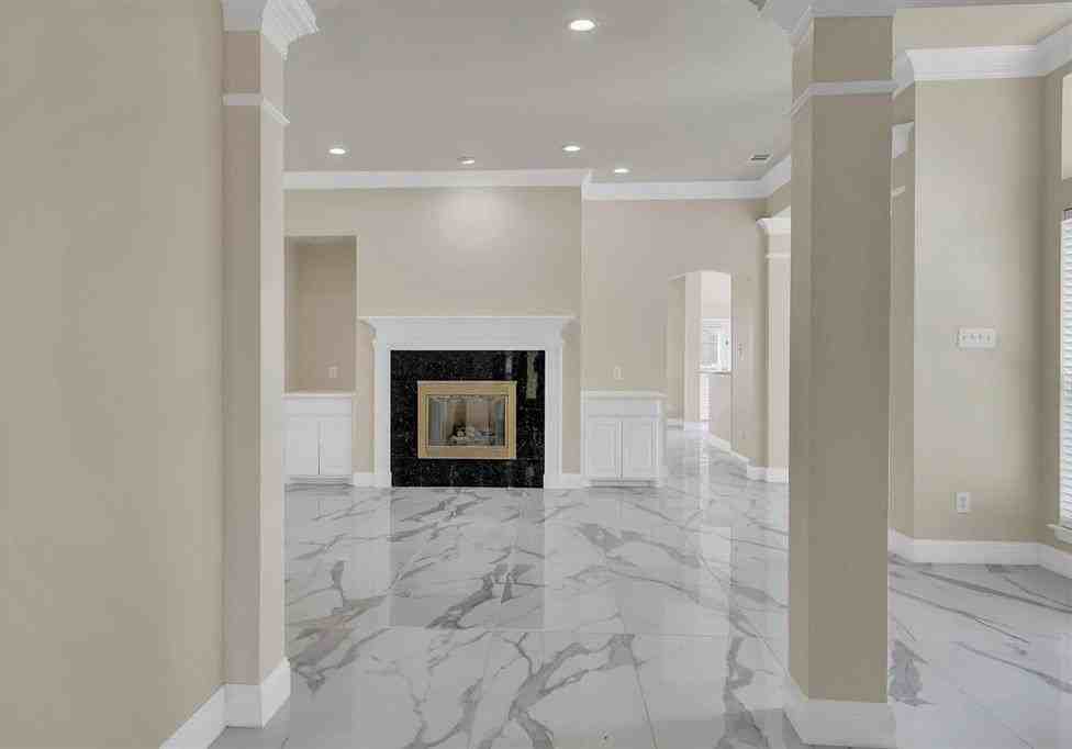 422 Willet Dr - Photo 3 of 28
