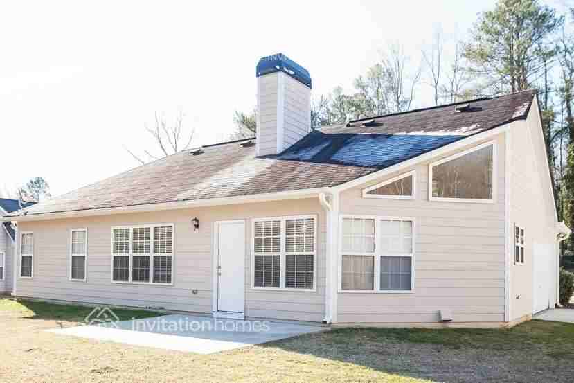 475 Hunnicutt Rd Se - Photo 7 of 9