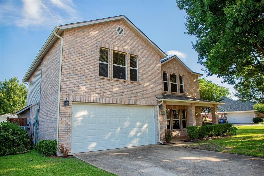 2201 Driskell Ln - Photo 2 of 28