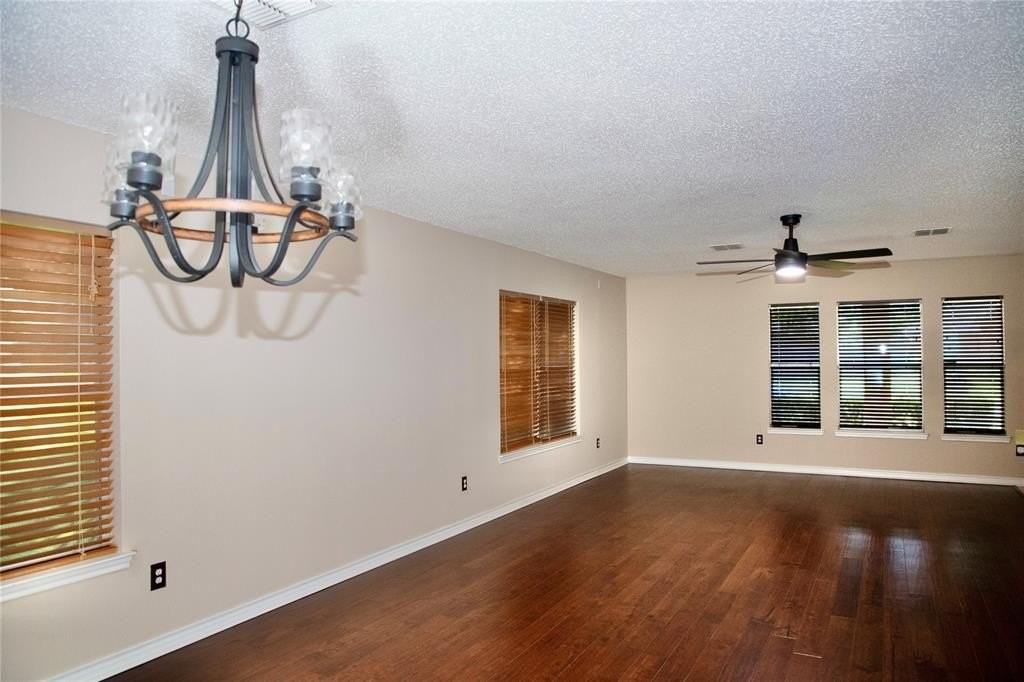 2201 Driskell Ln - Photo 6 of 28