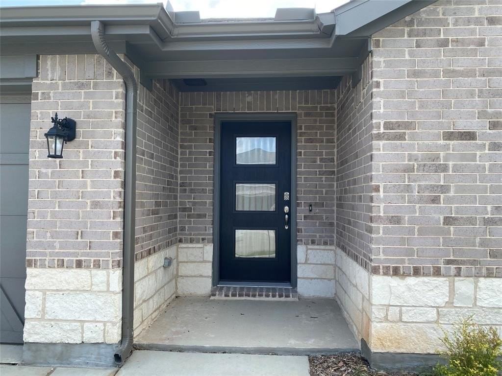 4012 Malachite Dr - Photo 2 of 17
