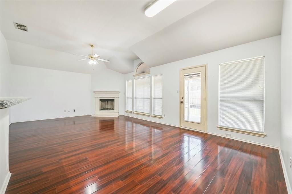 700 N Emma Dr - Photo 5 of 15