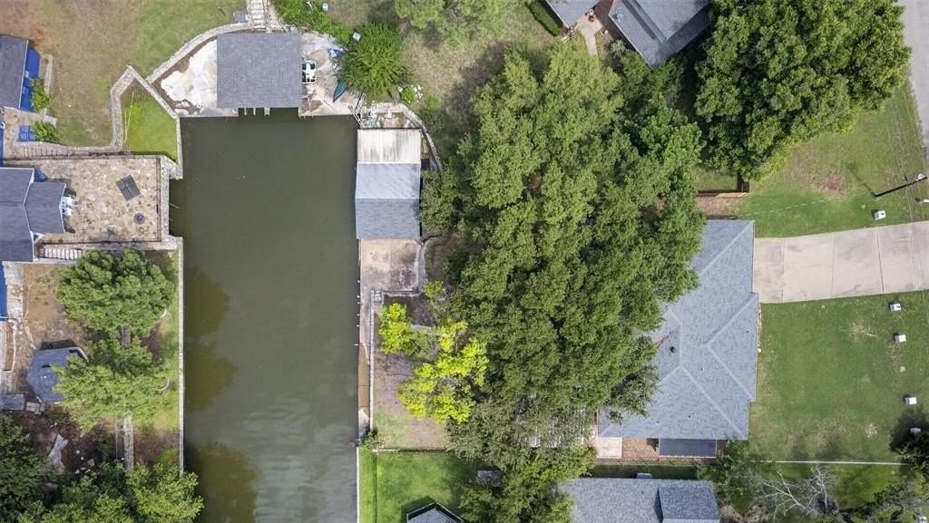 4202 Indian Creek Ct - Photo 2 of 40