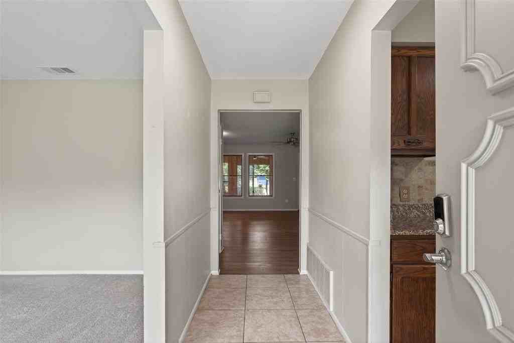 4202 Indian Creek Ct - Photo 7 of 40