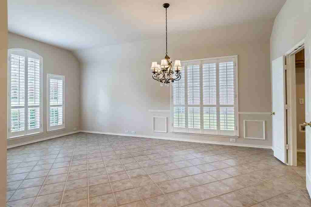 8503 Prescott Cir - Photo 3 of 20