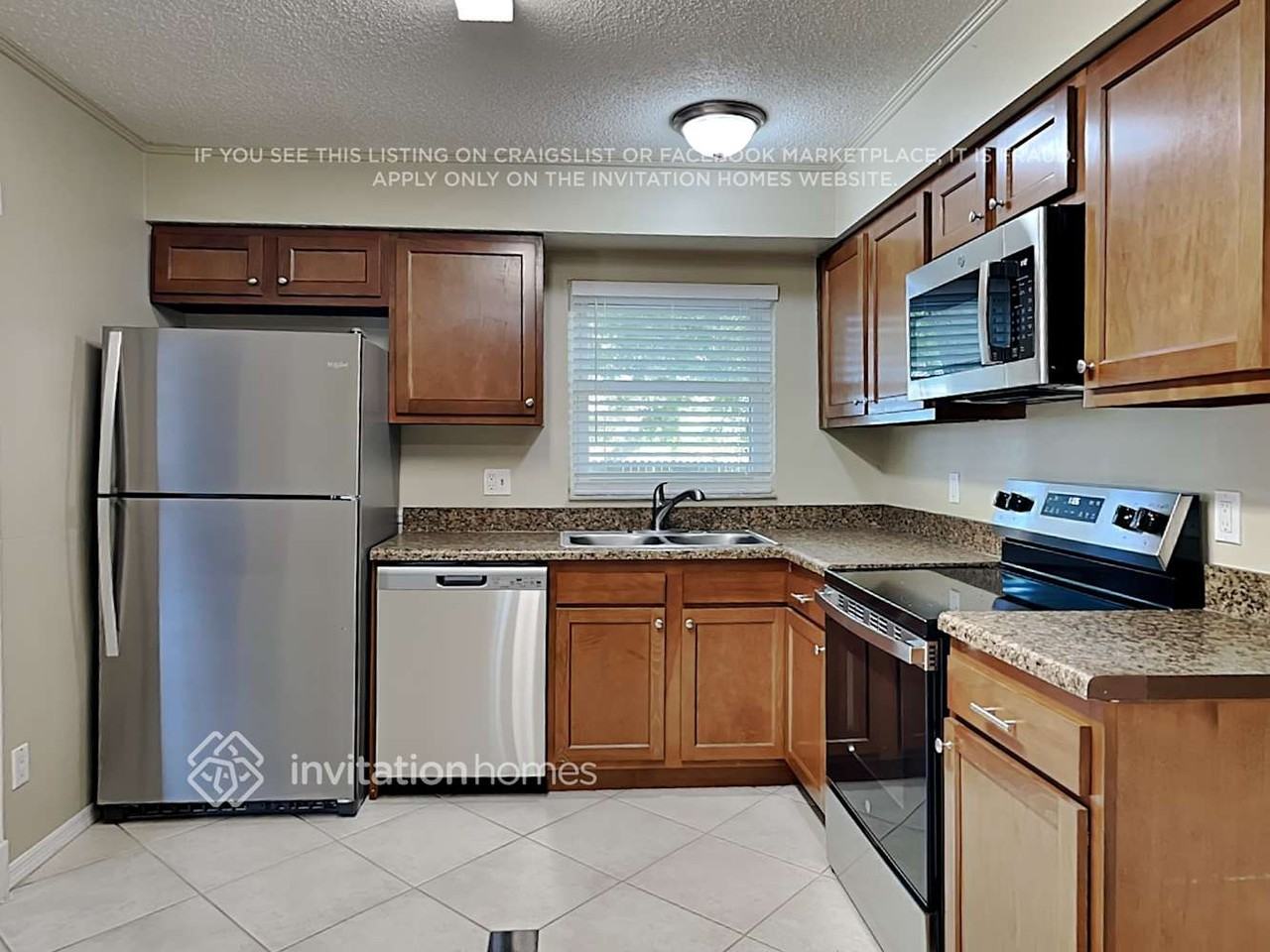 1380 Wildwood Ct - Photo 7 of 18