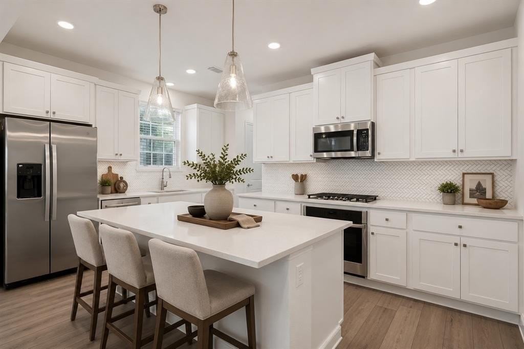 1412 Grove Pond Rd - Photo 6 of 21