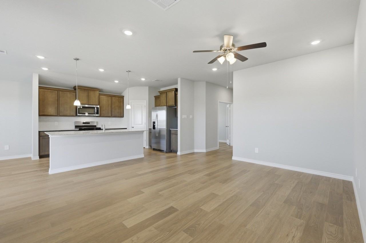 1200 Canton Dr - Photo 3 of 24